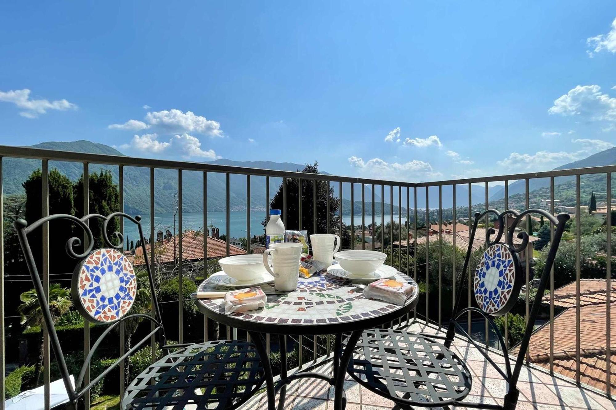 Belvedere Mansarda Тремецо Екстериор снимка